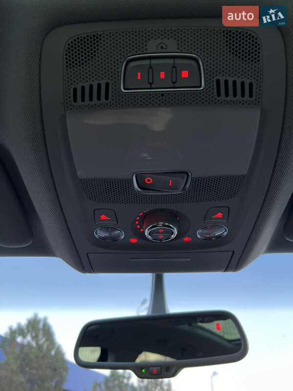 Внедорожник / Кроссовер Audi Q5 2015 в Одессе