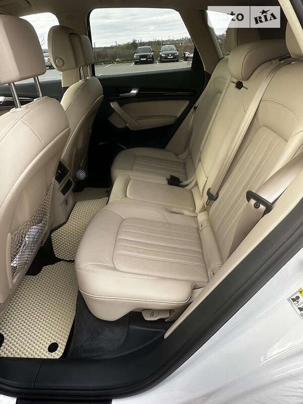 Позашляховик / Кросовер Audi Q5 2018 в Вінниці фото 13 Позашляховик / Кросовер Audi Q5 2018 в Вінниці