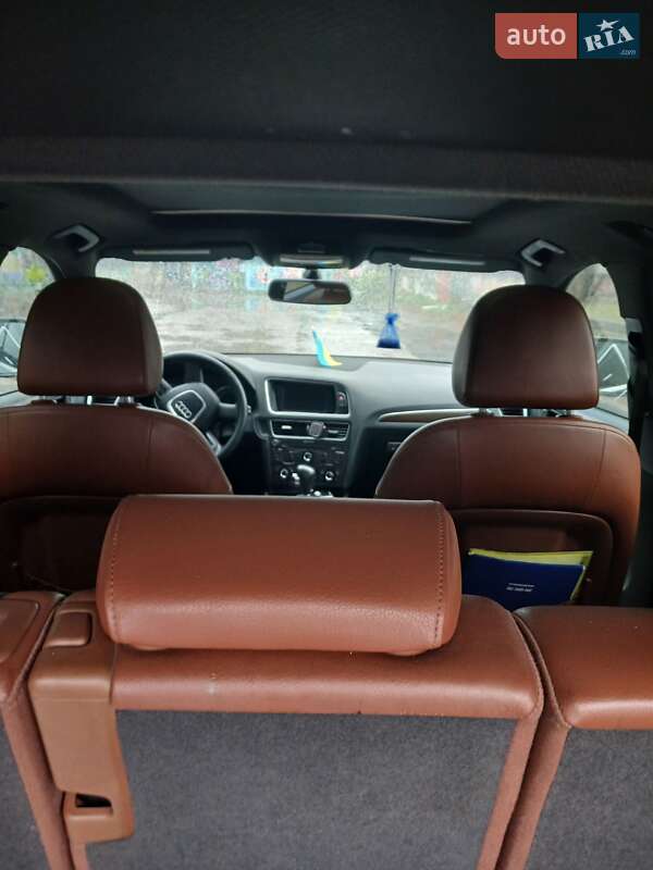 Внедорожник / Кроссовер Audi Q5 2011 в Львове