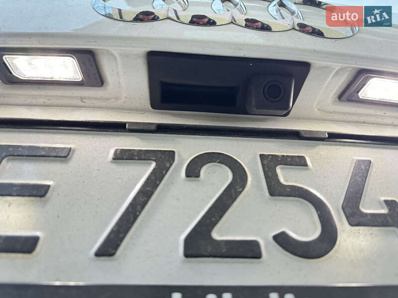 Внедорожник / Кроссовер Audi Q5 2013 в Черновцах