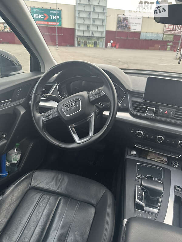 Внедорожник / Кроссовер Audi Q5 2017 в Виннице