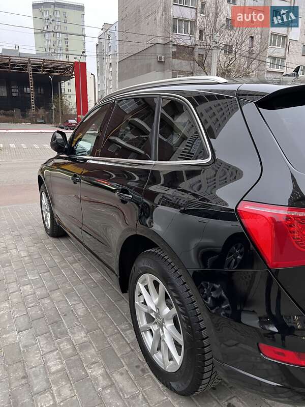 Внедорожник / Кроссовер Audi Q5 2012 в Харькове
