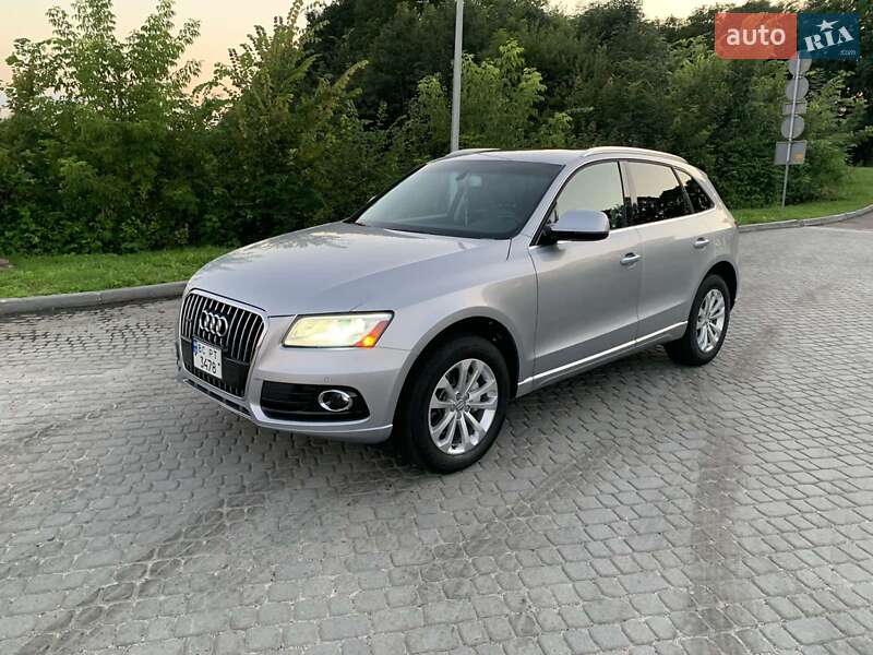 Внедорожник / Кроссовер Audi Q5 2015 в 