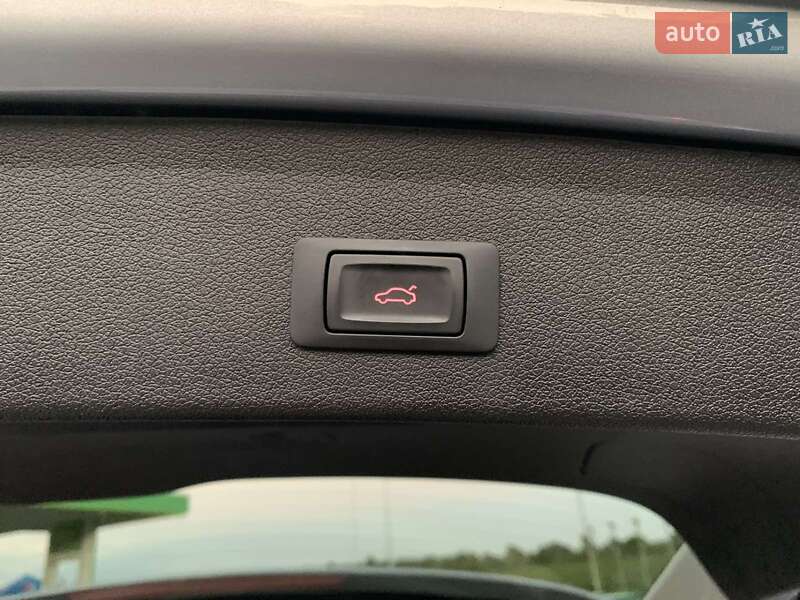 Позашляховик / Кросовер Audi Q5 2015 в Стрию