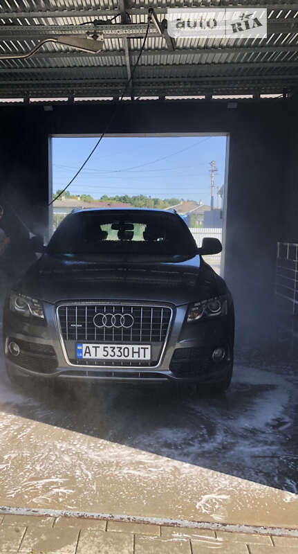 Позашляховик / Кросовер Audi Q5 2010 в Долині фото 3 Позашляховик / Кросовер Audi Q5 2010 в Долині