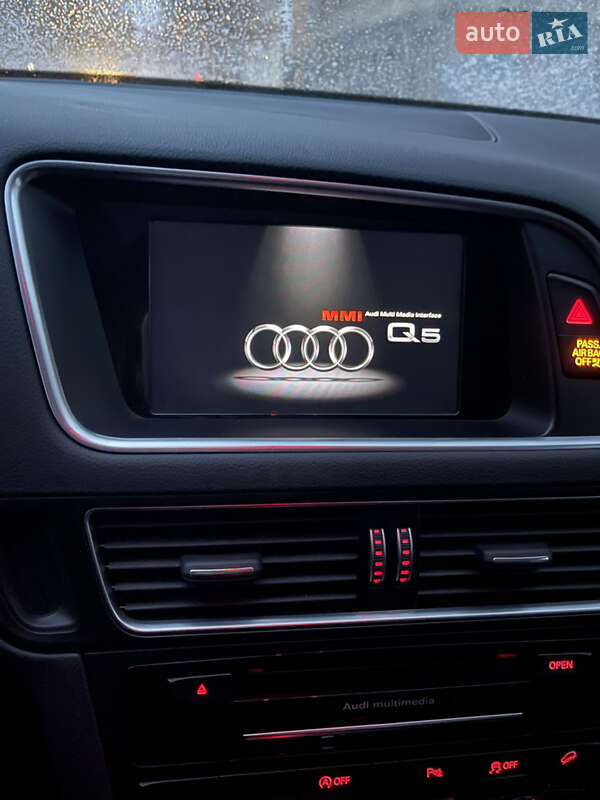 Внедорожник / Кроссовер Audi Q5 2016 в Харькове