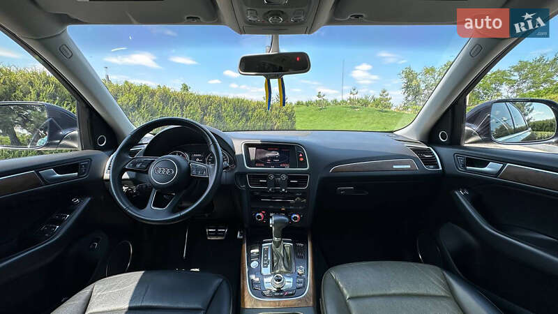 Внедорожник / Кроссовер Audi Q5 2012 в Днепре