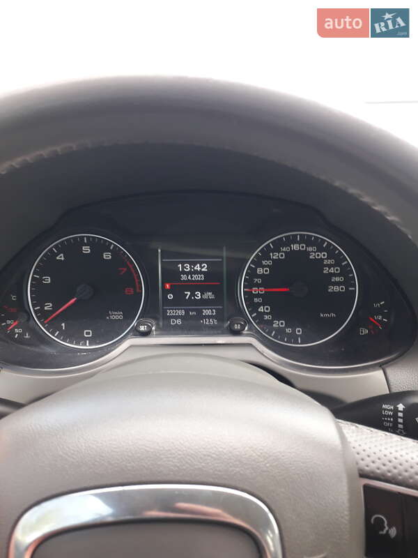 Внедорожник / Кроссовер Audi Q5 2009 в Самборе