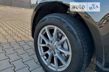 Внедорожник / Кроссовер Audi Q5 2011 в Кицмани