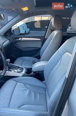 Внедорожник / Кроссовер Audi Q5 2012 в 