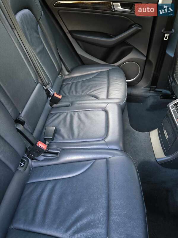 Внедорожник / Кроссовер Audi Q5 2014 в Болехове