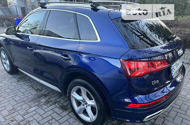 Внедорожник / Кроссовер Audi Q5 2016 в 
