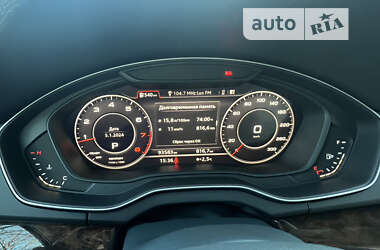 Внедорожник / Кроссовер Audi Q5 2016 в 
