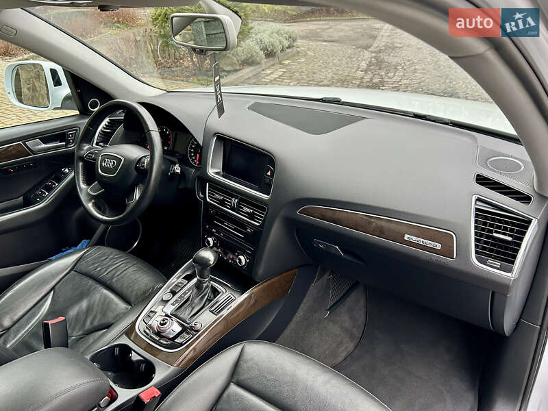 Внедорожник / Кроссовер Audi Q5 2013 в Львове
