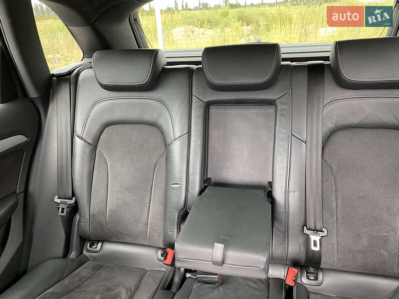 Позашляховик / Кросовер Audi Q5 2015 в Києві