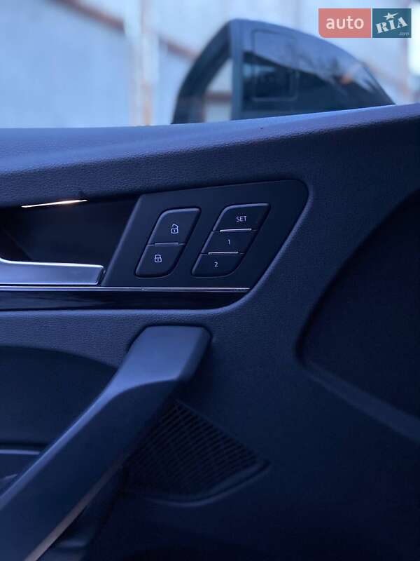 Внедорожник / Кроссовер Audi Q5 2018 в Львове