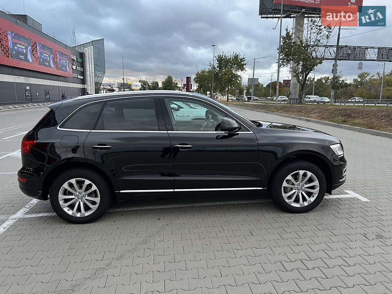 Внедорожник / Кроссовер Audi Q5 2014 в Киеве