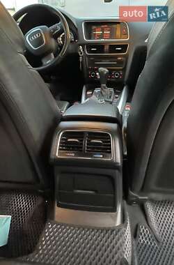 Внедорожник / Кроссовер Audi Q5 2010 в 