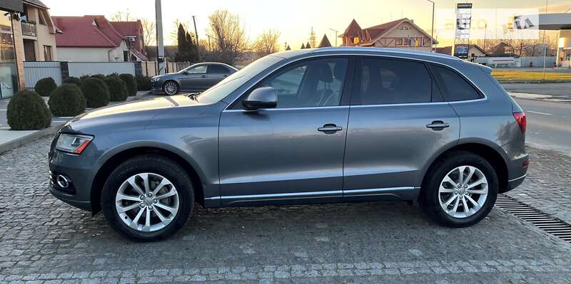 Внедорожник / Кроссовер Audi Q5 2014 в Ужгороде