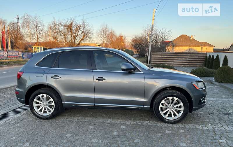 Внедорожник / Кроссовер Audi Q5 2014 в Ужгороде