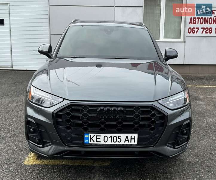 Внедорожник / Кроссовер Audi Q5 2021 в Днепре