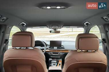 Внедорожник / Кроссовер Audi Q5 2021 в 