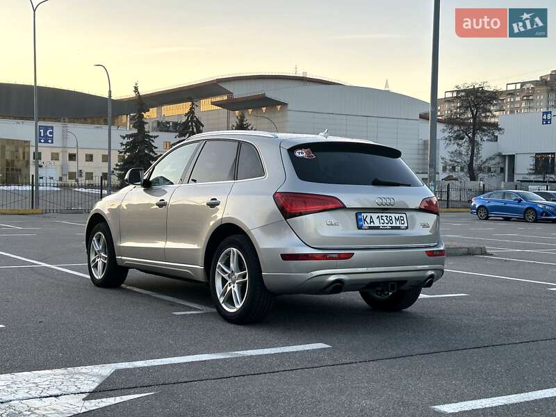 Внедорожник / Кроссовер Audi Q5 2016 в Киеве