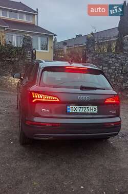 Внедорожник / Кроссовер Audi Q5 2019 в 