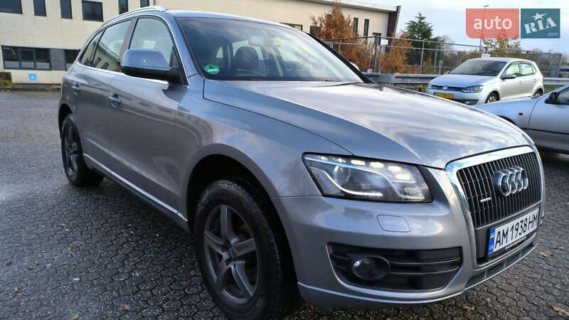 Позашляховик / Кросовер Audi Q5 2008 в Житомирі
