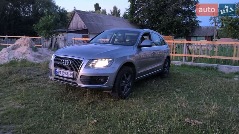 Позашляховик / Кросовер Audi Q5 2008 в Житомирі