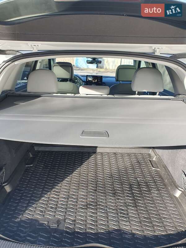 Позашляховик / Кросовер Audi Q5 2021 в Києві