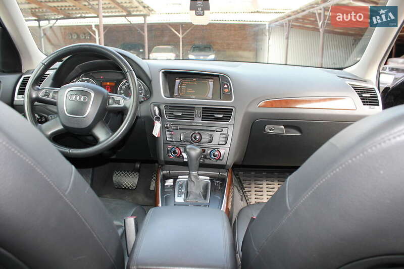 Внедорожник / Кроссовер Audi Q5 2011 в Борисполе
