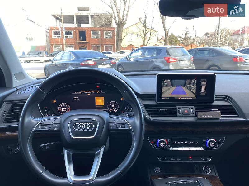 Внедорожник / Кроссовер Audi Q5 2018 в Днепре