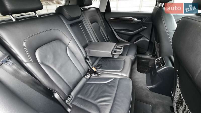 Внедорожник / Кроссовер Audi Q5 2016 в Ивано-Франковске