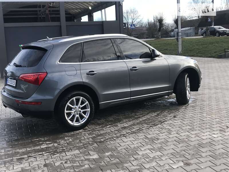 Внедорожник / Кроссовер Audi Q5 2012 в Хмельницком