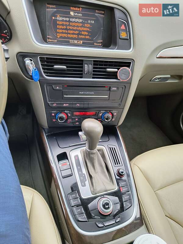 Внедорожник / Кроссовер Audi Q5 2011 в Львове