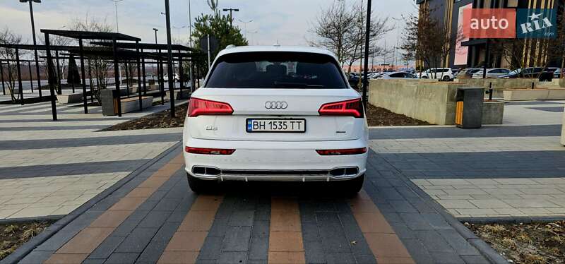 Внедорожник / Кроссовер Audi Q5 2019 в Одессе