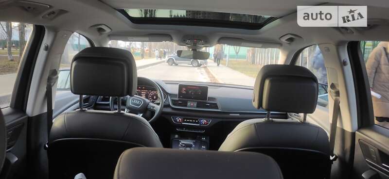 Внедорожник / Кроссовер Audi Q5 2019 в Киеве