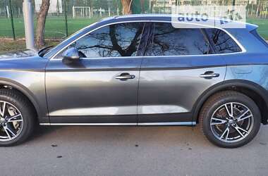 Внедорожник / Кроссовер Audi Q5 2019 в 