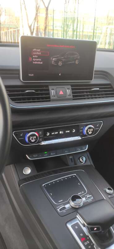 Внедорожник / Кроссовер Audi Q5 2019 в Киеве