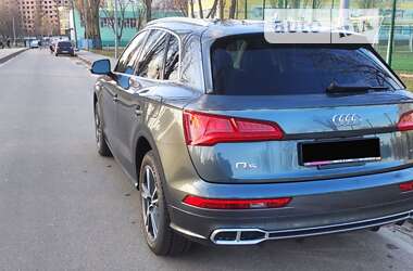 Внедорожник / Кроссовер Audi Q5 2019 в 