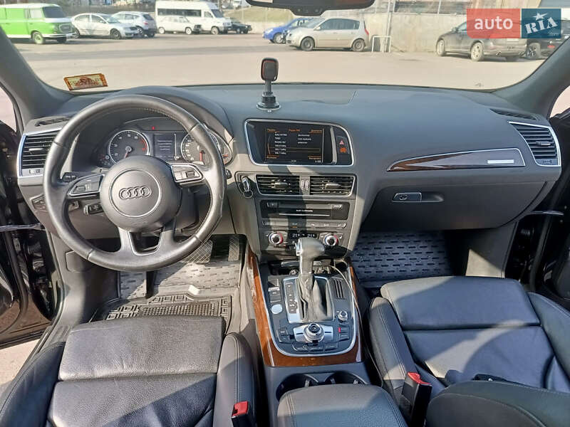Внедорожник / Кроссовер Audi Q5 2014 в Ровно