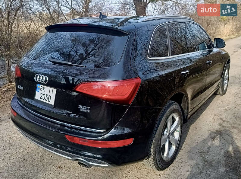 Внедорожник / Кроссовер Audi Q5 2014 в Ровно
