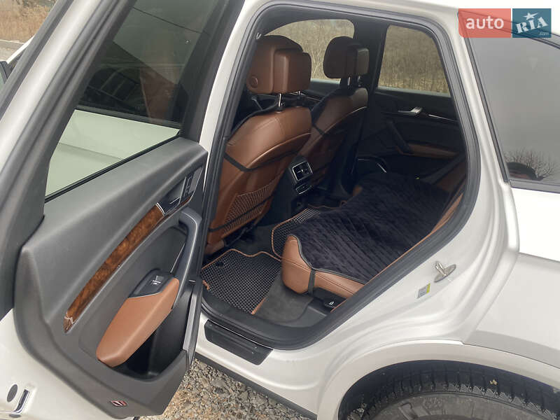 Внедорожник / Кроссовер Audi Q5 2019 в Сумах