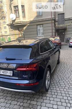 Внедорожник / Кроссовер Audi Q5 2018 в Ивано-Франковске