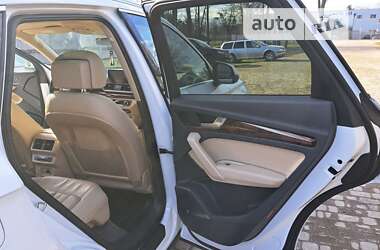 Внедорожник / Кроссовер Audi Q5 2017 в 