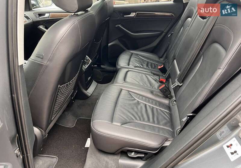 Внедорожник / Кроссовер Audi Q5 2016 в Чечельнике