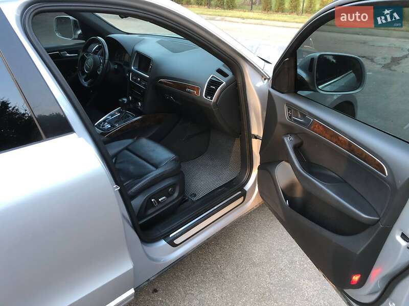 Внедорожник / Кроссовер Audi Q5 2015 в Киеве