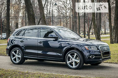 Позашляховик / Кросовер Audi Q5 2016 в Києві