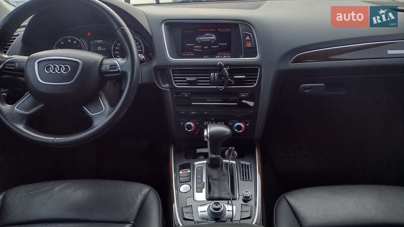 Позашляховик / Кросовер Audi Q5 2012 в Києві